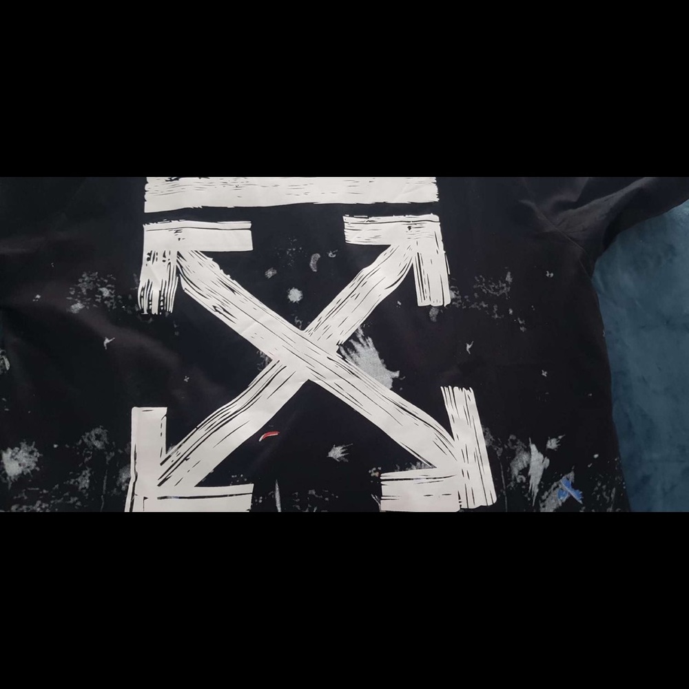 Off white T Galaxy Brushed